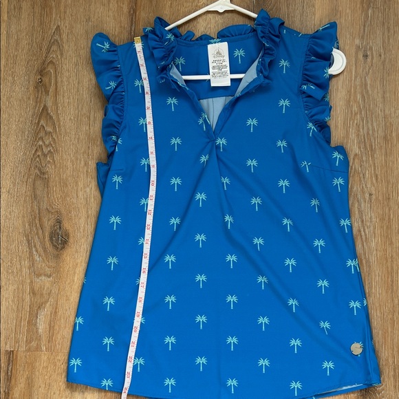 Disney ⭐️ Vacation Club Member Blue Palm Tree Ruffle Blouse Size S - Picture 15 of 16